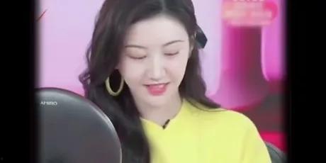 吃瓜小表妹景甜视频下载,揭秘吃瓜小表妹景甜视频下载背后的秘密